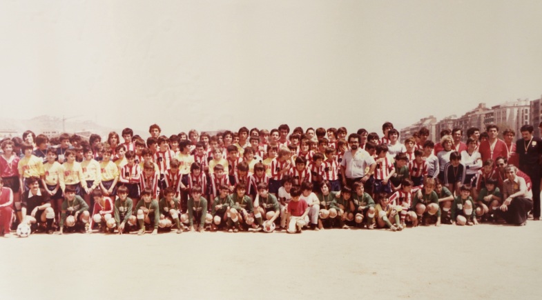 L’Alzamora CF celebra el seu 75è aniversari a l’antiga Fàbrica Estrella Damm