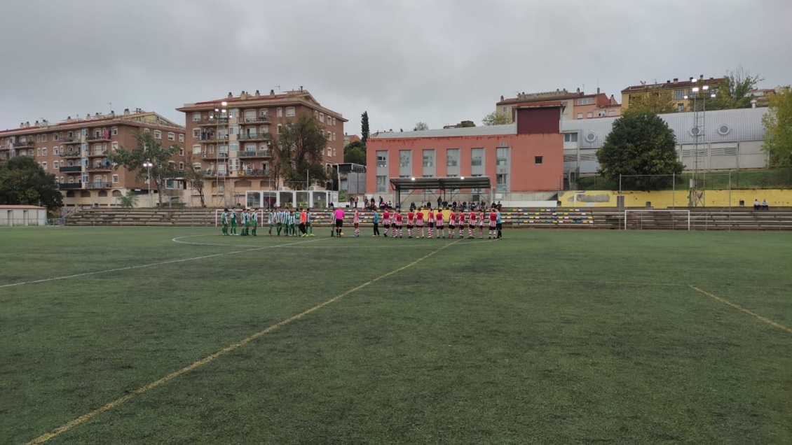 El CE Esparreguera espera el canvi de gespa més de 15 anys després